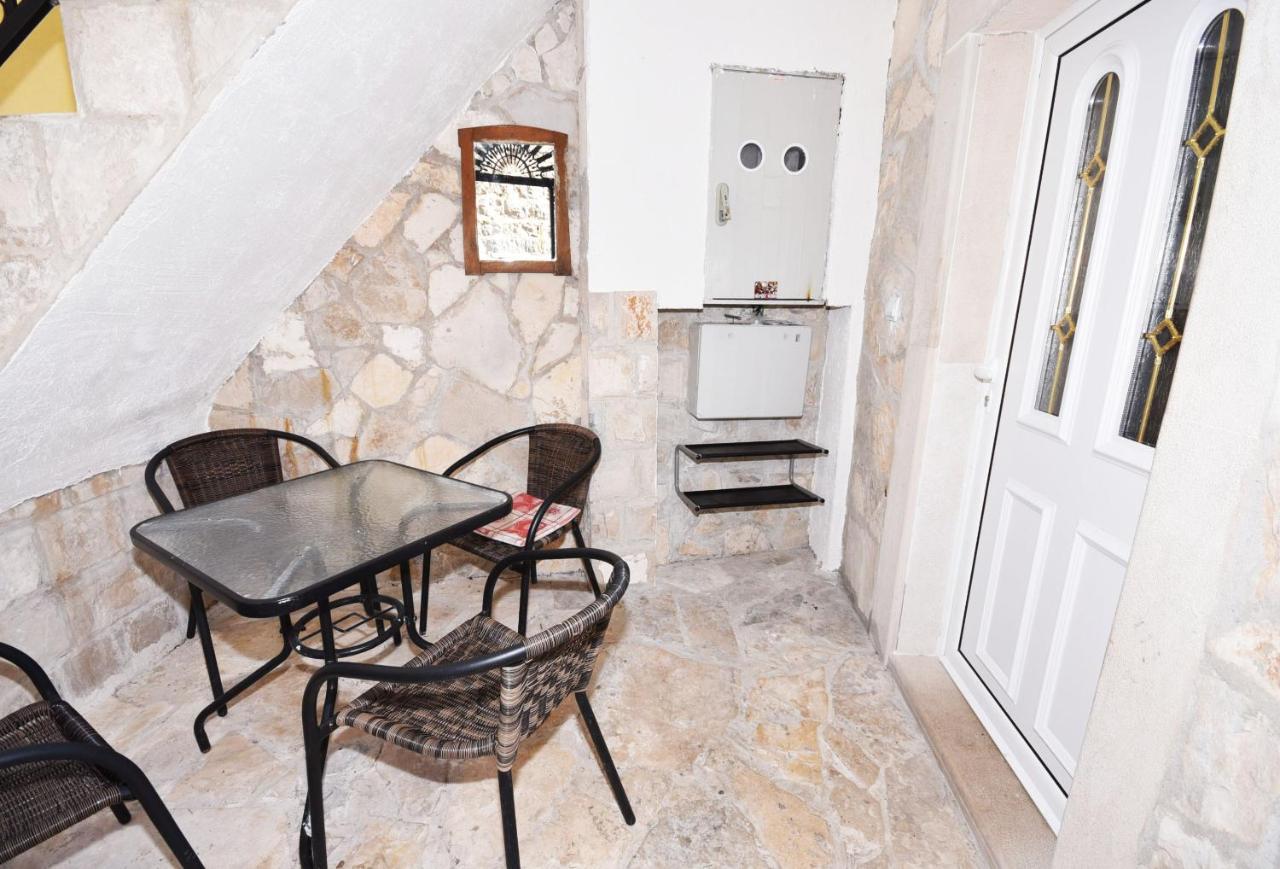 Vila Kula 1830 Apartments Herceg Novi Exterior photo