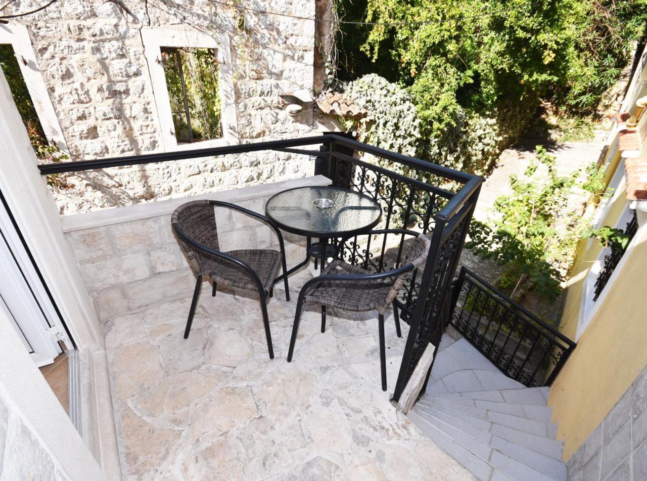 Vila Kula 1830 Apartments Herceg Novi Exterior photo