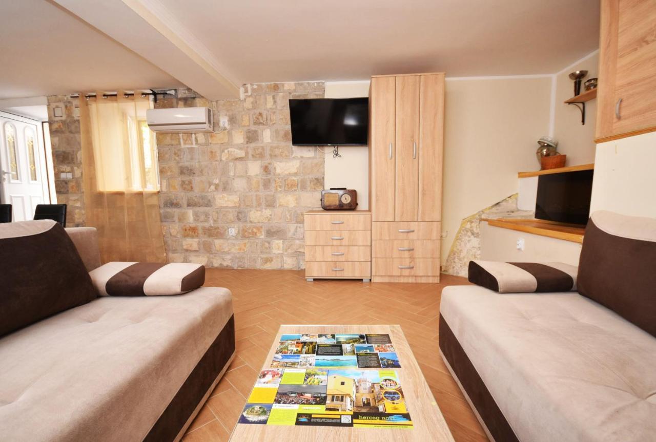 Vila Kula 1830 Apartments Herceg Novi Exterior photo