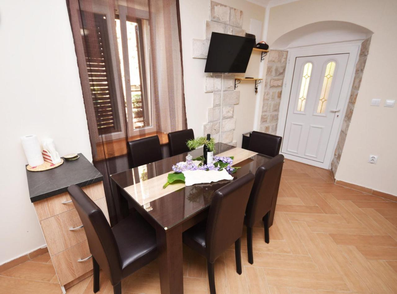 Vila Kula 1830 Apartments Herceg Novi Exterior photo